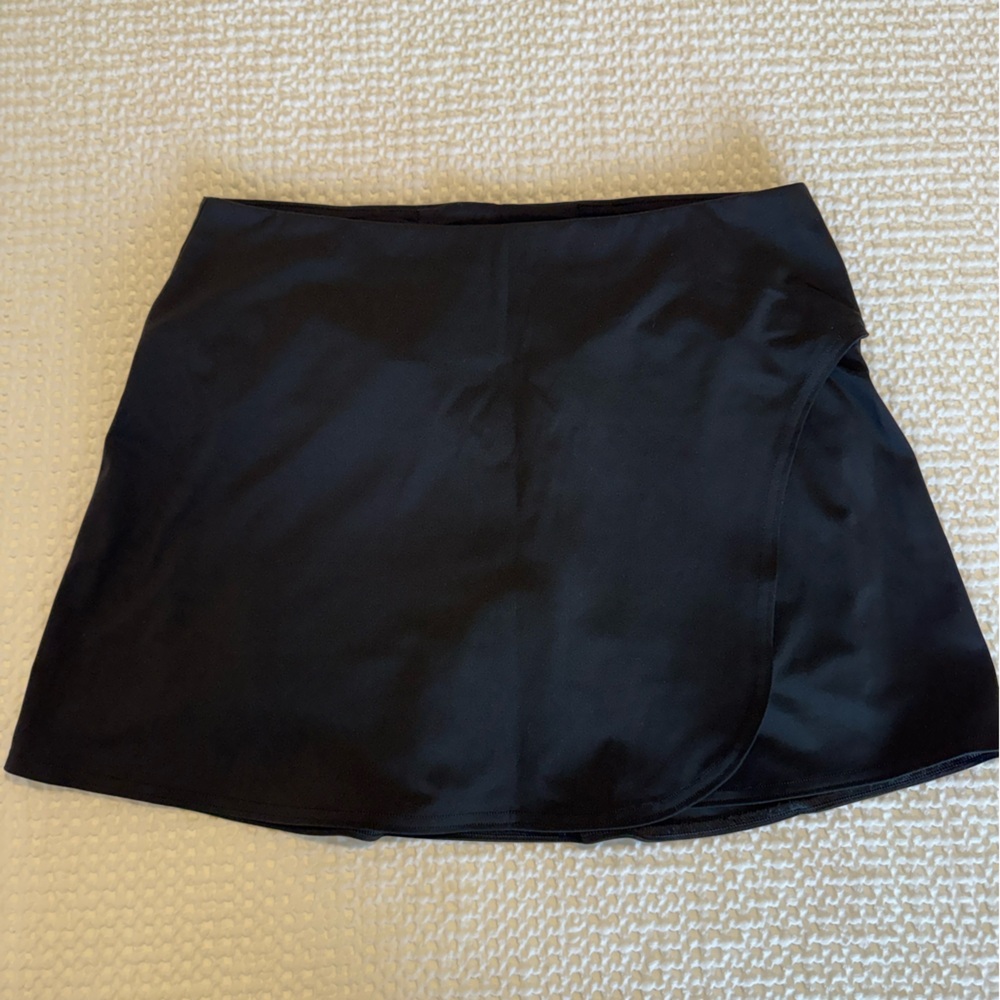 lululemon athletica Black Athletic Skort